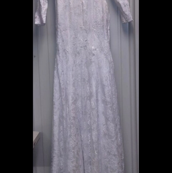 Wedding Dress - Picture 2 of 4